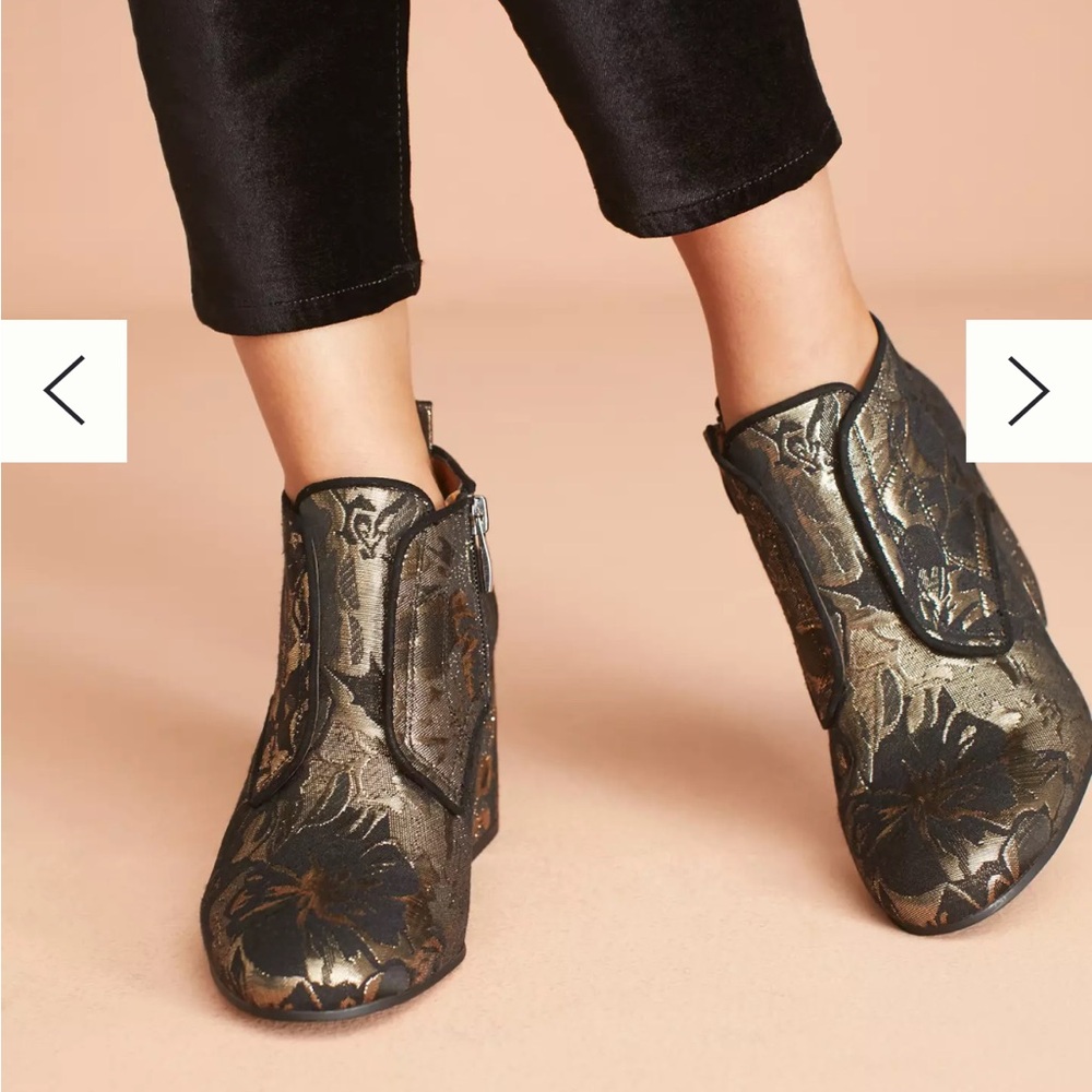 Sarto by Franco Sarto Alfie Brocade Ankle Boots - Picture 3 of 6